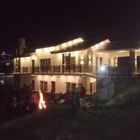 קודאיקנאל Rr Holiday Inn מראה חיצוני תמונה